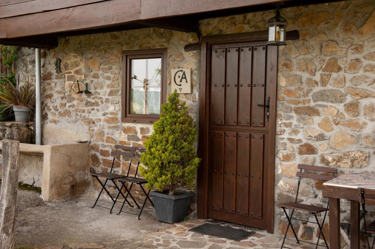 El Corquieu De La Cava San Feliz (Pilona, Asturias)